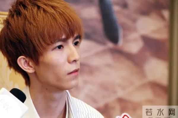 郭敬明是不是喜欢男的