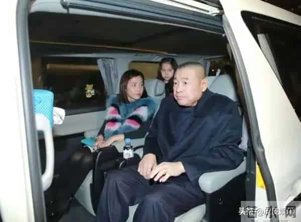 刘銮雄玩李嘉欣肉丸照片