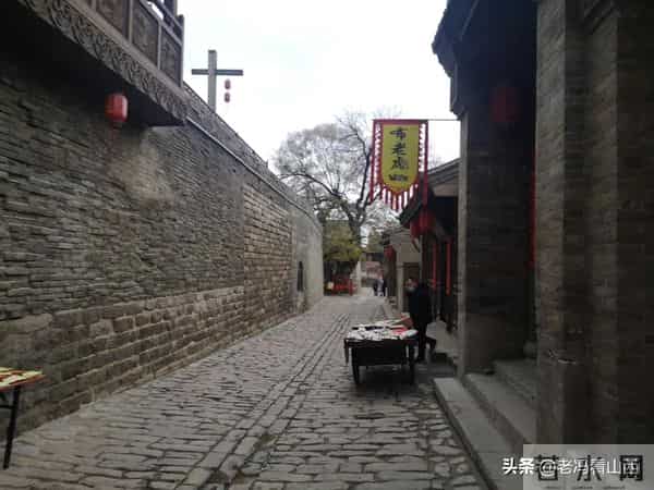 邓伦家房子真的塌了