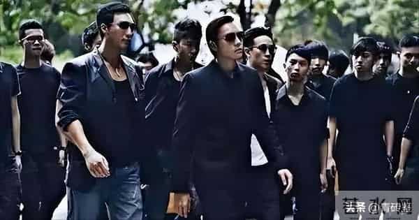 臧天朔得罪成龙