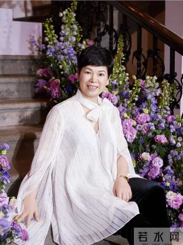 倪夏莲的丈夫是哪国人