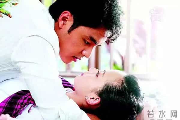 刘一含整容前后