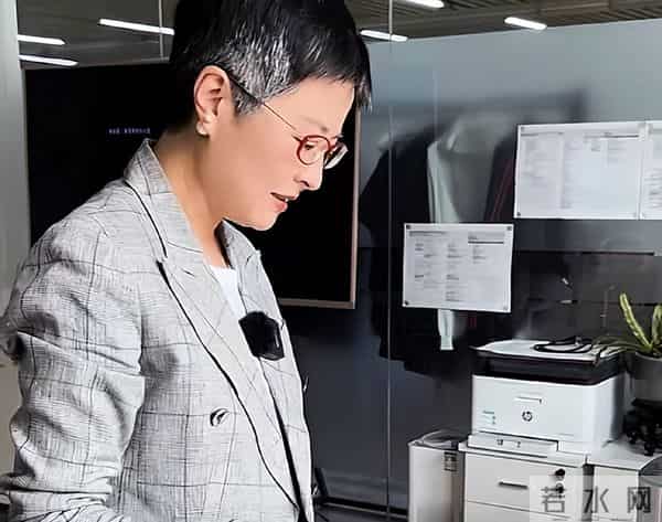 撒贝宁前妻张泉灵