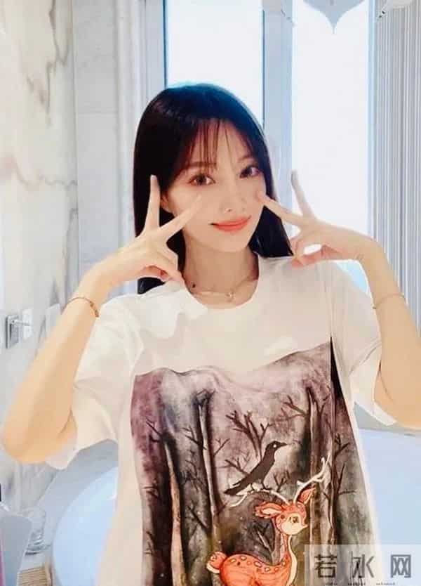 贾乃亮父母是做什么的