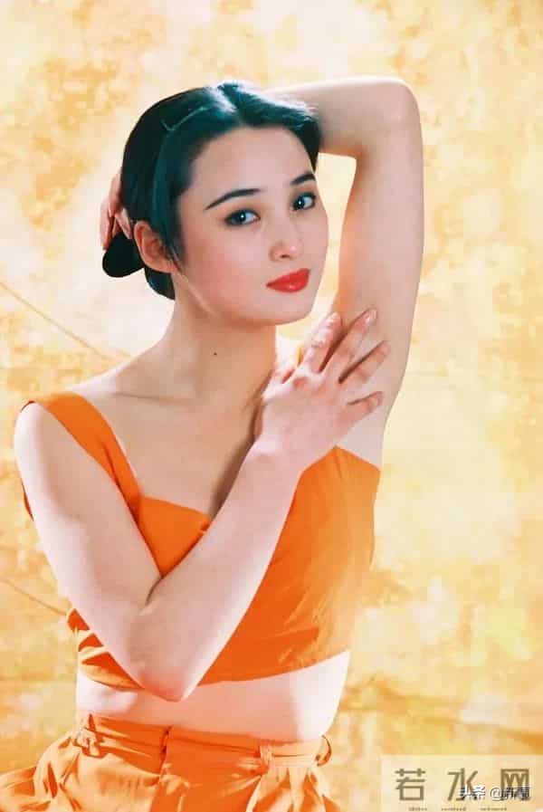 何韵诗陈奕迅热吻