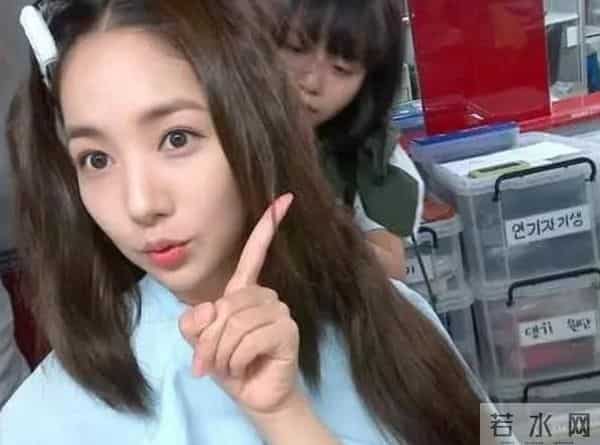 朴敏英整容前照片