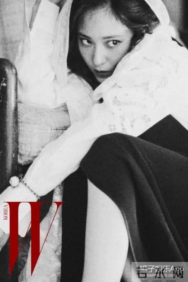 李泰民郑秀晶亲吻照