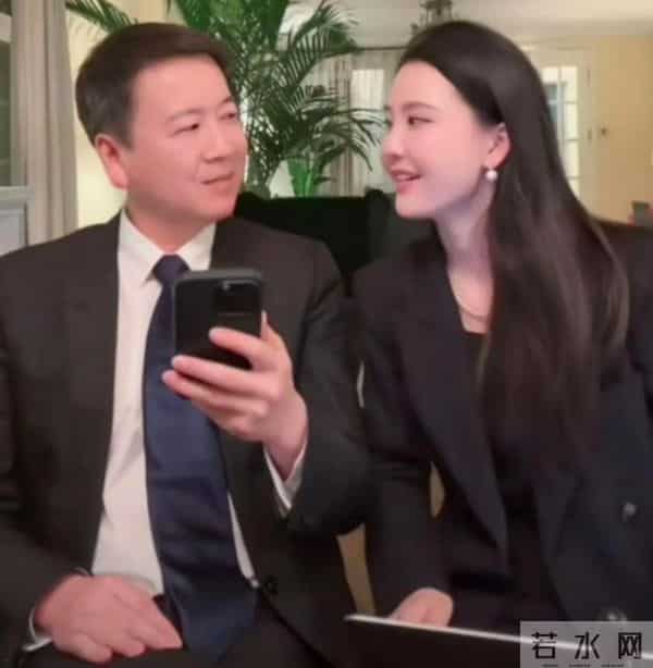 杨钰莹与赖昌星红楼