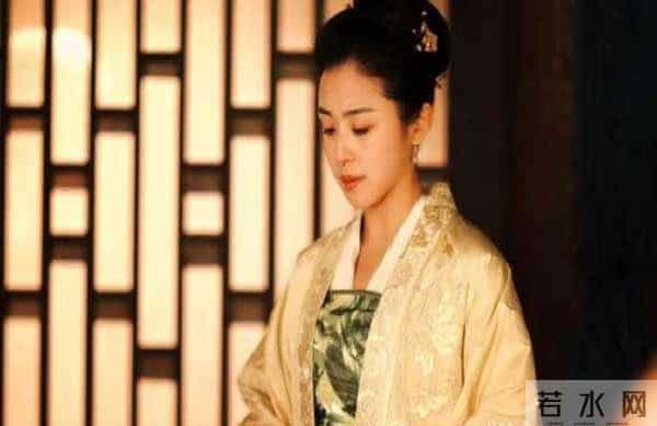 为什么说张含韵是公交车