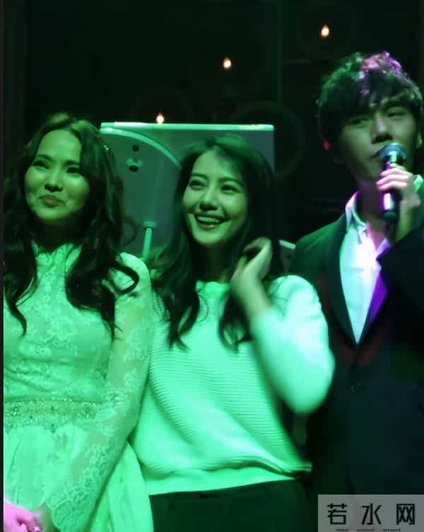 苏芒坐大腿事件