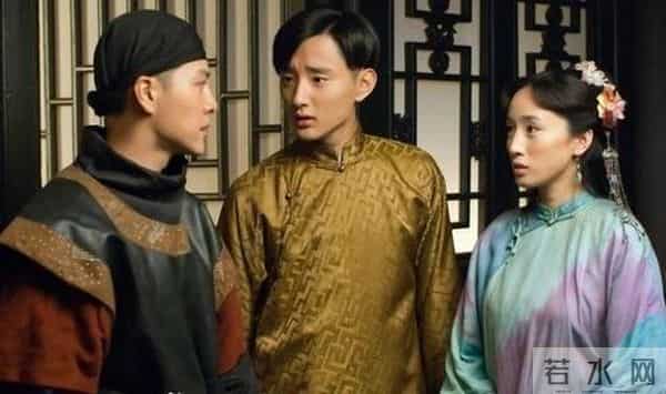 于小彤刘美含接吻