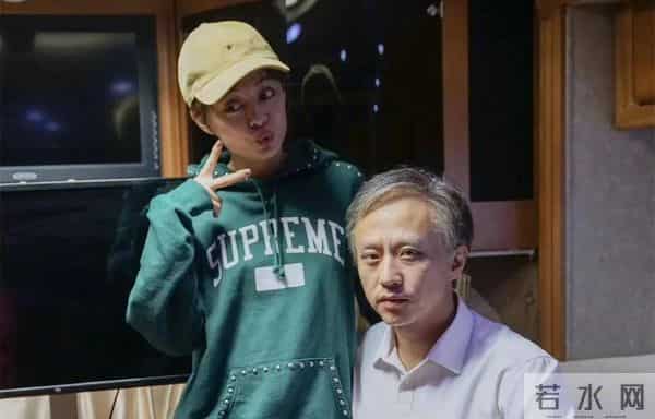 邓超送白玉兰花安慰孙俪