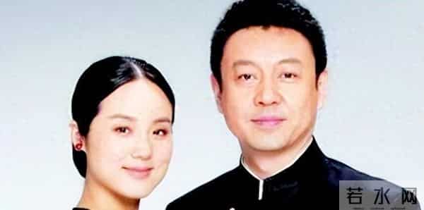 新闻联播主持人杨柳