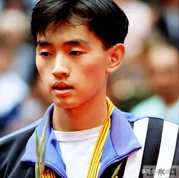 孔令辉与女模车震