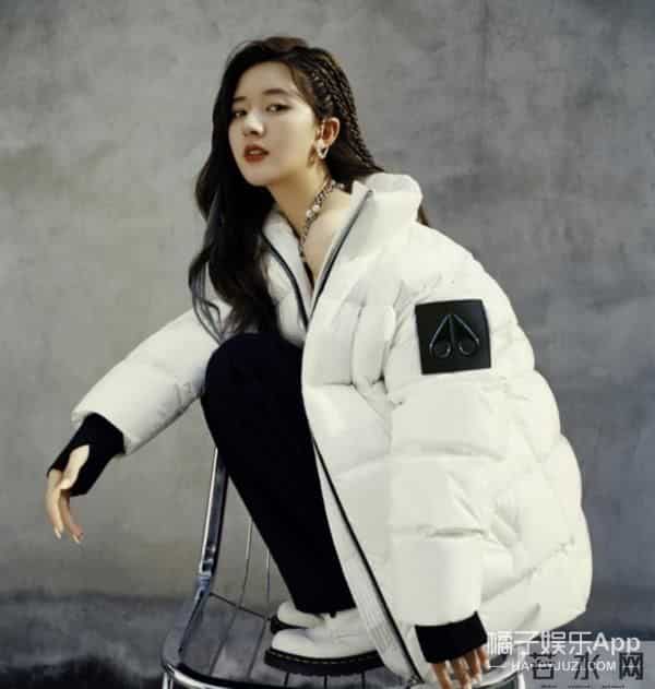 赵露思汪苏泷比心对不上