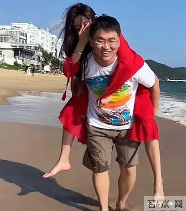 姜涛老婆一伊