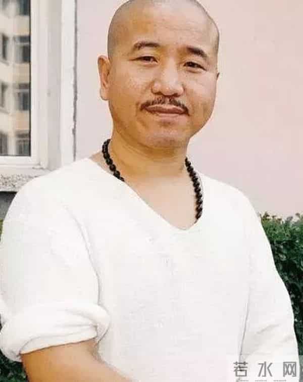 小沈阳豪华轿车