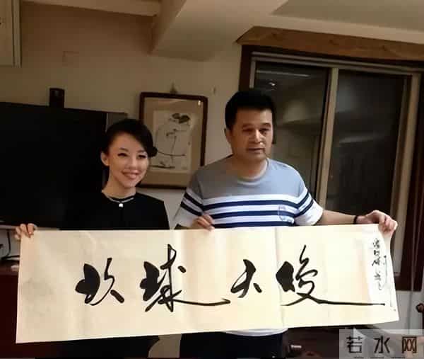 毕福剑是朱军害的