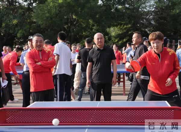 王楚钦公园大爷确实不好打