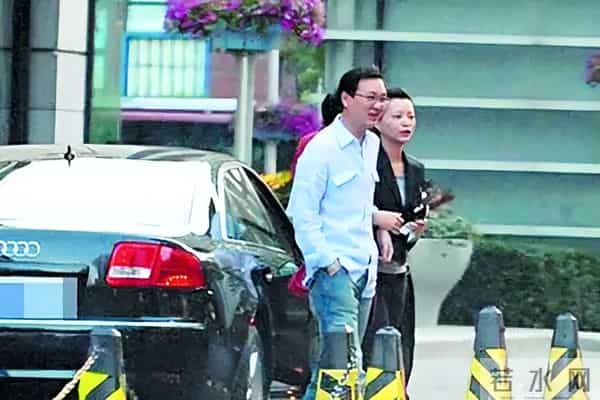 董卿的丈夫春雷简历