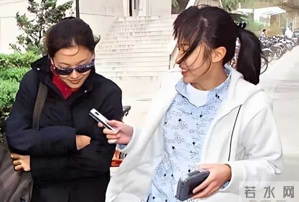 刘銮雄玩李嘉欣肉丸