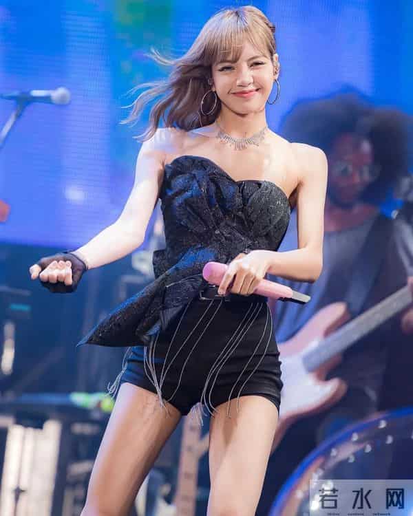 lisa是泰国和哪的混血