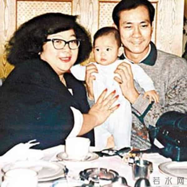 官晶华个人资料