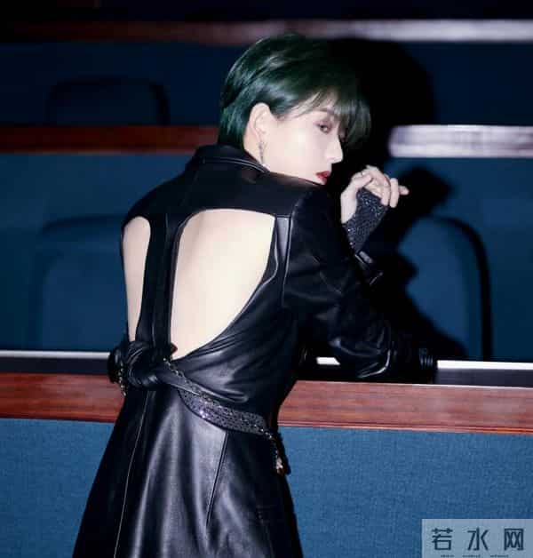 陆柯燃将缺席THE9团体活动