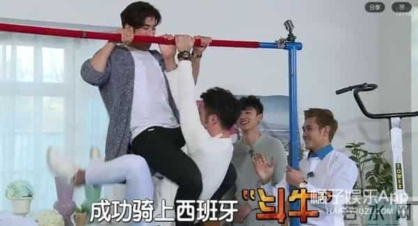 exo鹿晗世勋接吻