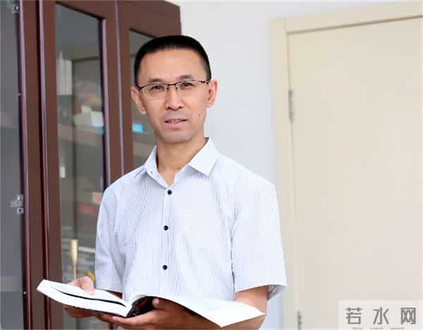 海霞第二任老公是谁