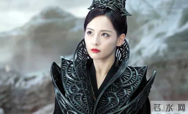 千古玦尘芜浣是什么身份