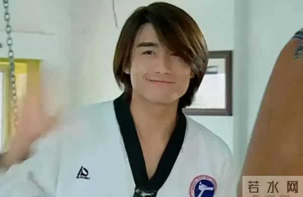 胡兵为什么叫胡美丽