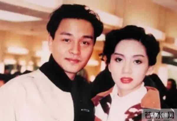 何韵诗陈奕迅热吻