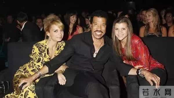 贾斯汀比伯分手