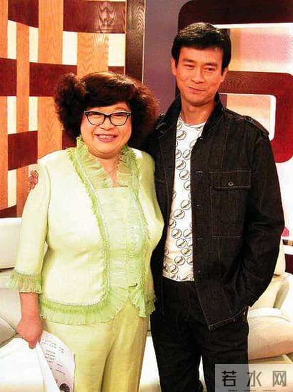 官晶华个人资料