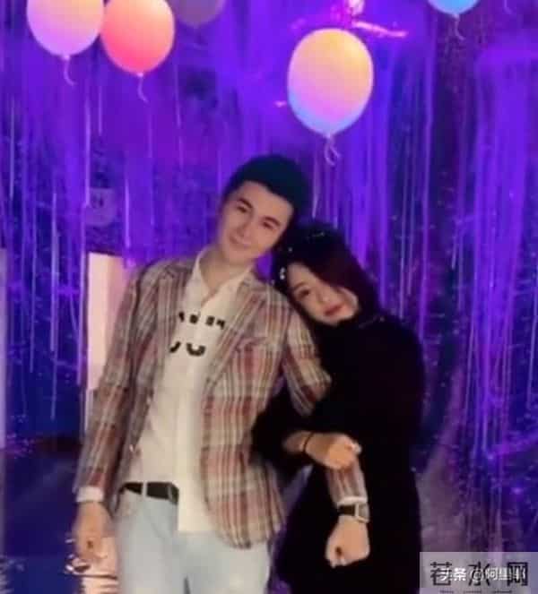 仙洋睡娜美图片