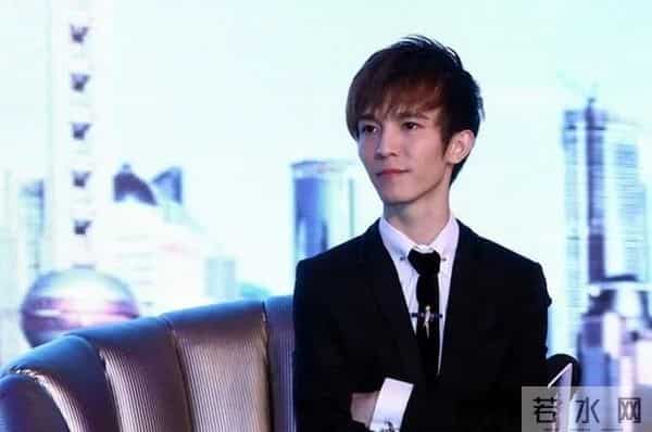 郭敬明是不是喜欢男的