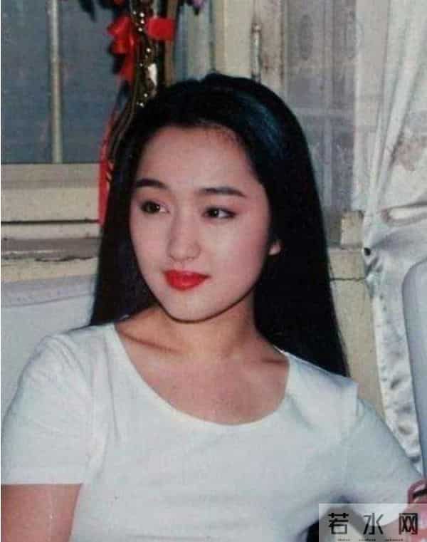 杨钰莹为什么退出歌坛