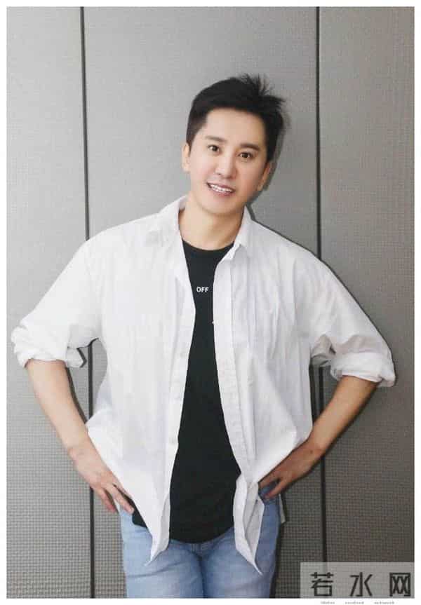 毛宁父母是谁呀