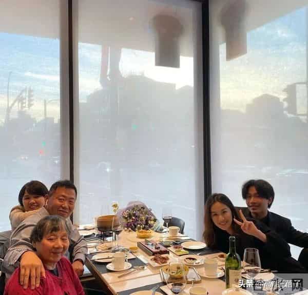 何琳陈坤的结婚照