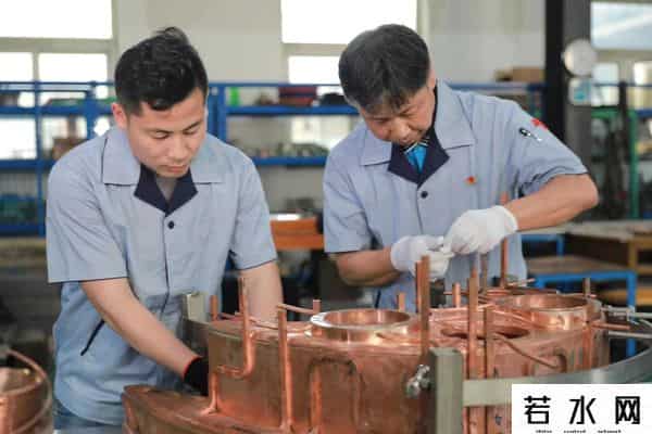 小核心,「综合报道」陈建林:“小太阳”核心“守护者”