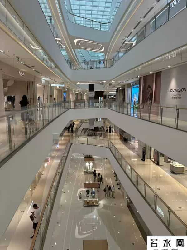 万得城,首度披露!日均客流2万,福州万象城拿到地狱副本?为何成小透明