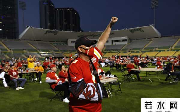 超级碗广告费,30秒广告550万美元，“纸板”超级碗依然吸金