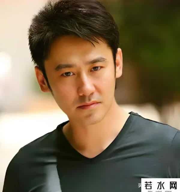 高维那,做吴秀波7年小三的陈昱霖，被他亲手送进监狱，出狱后高调晒儿子