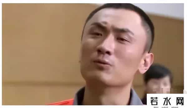 41134,丈夫向妻子索要双眼,妻子本以为是开玩笑,岂料他居然掏出了刀!