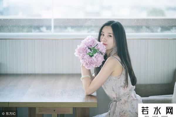 师兄帮忙,小说：她到京城找师兄帮忙，师兄却想让她来打工，坐诊医馆当大夫