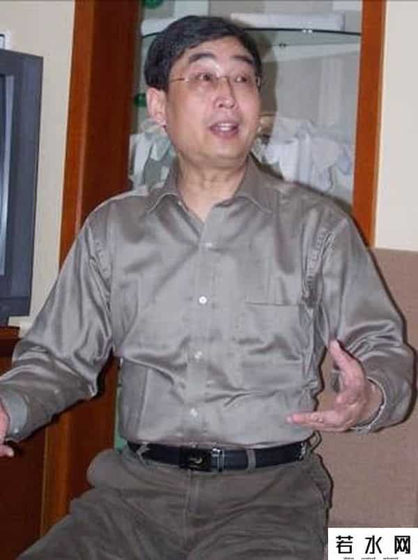 万峰老师,主持人万峰，自电台退出15年后，从“电波怒汉”成功逆袭成网红