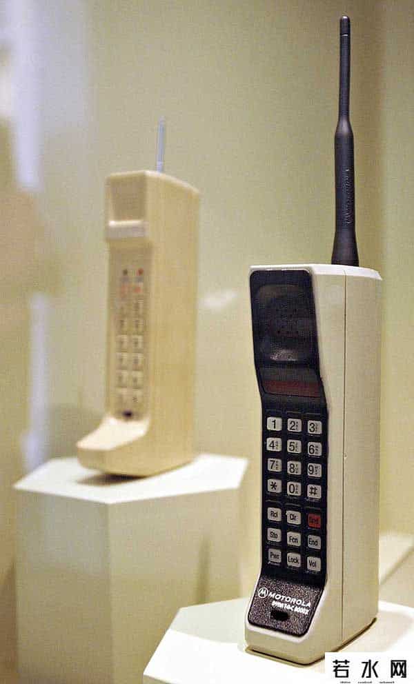 键盘图,图忆｜手机“全屏”时代：细数那些曾经风靡的“键盘”手机