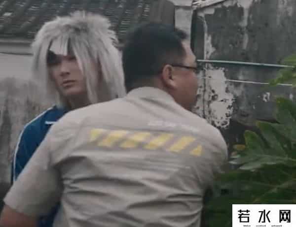 漠叔,漠叔：琼系军阀称霸农村，狗见了都得挨巴掌，真实身份反黑警察？