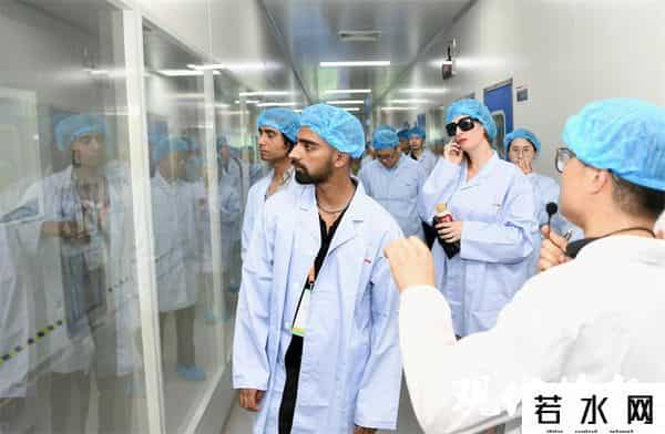 连云港水晶,外媒记者连云港探“新”:感知医药创新,邂逅水晶之美